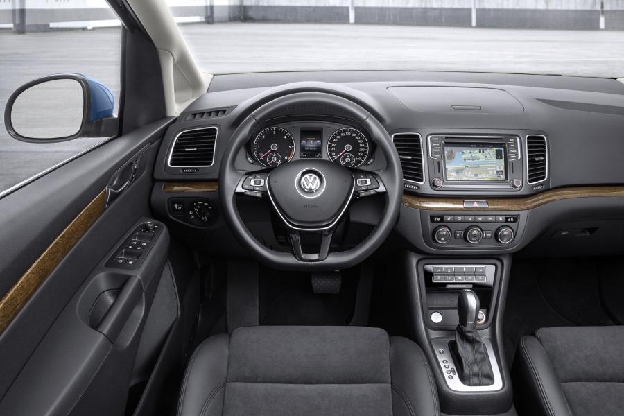  Volkswagen Sharan 2015 года  (фото 29 из 29)